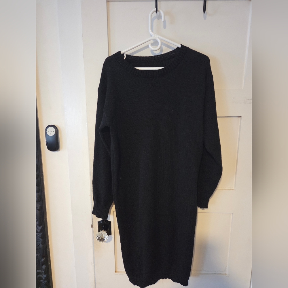 SHEIN Classic Black Crew Neck Sweater Dress